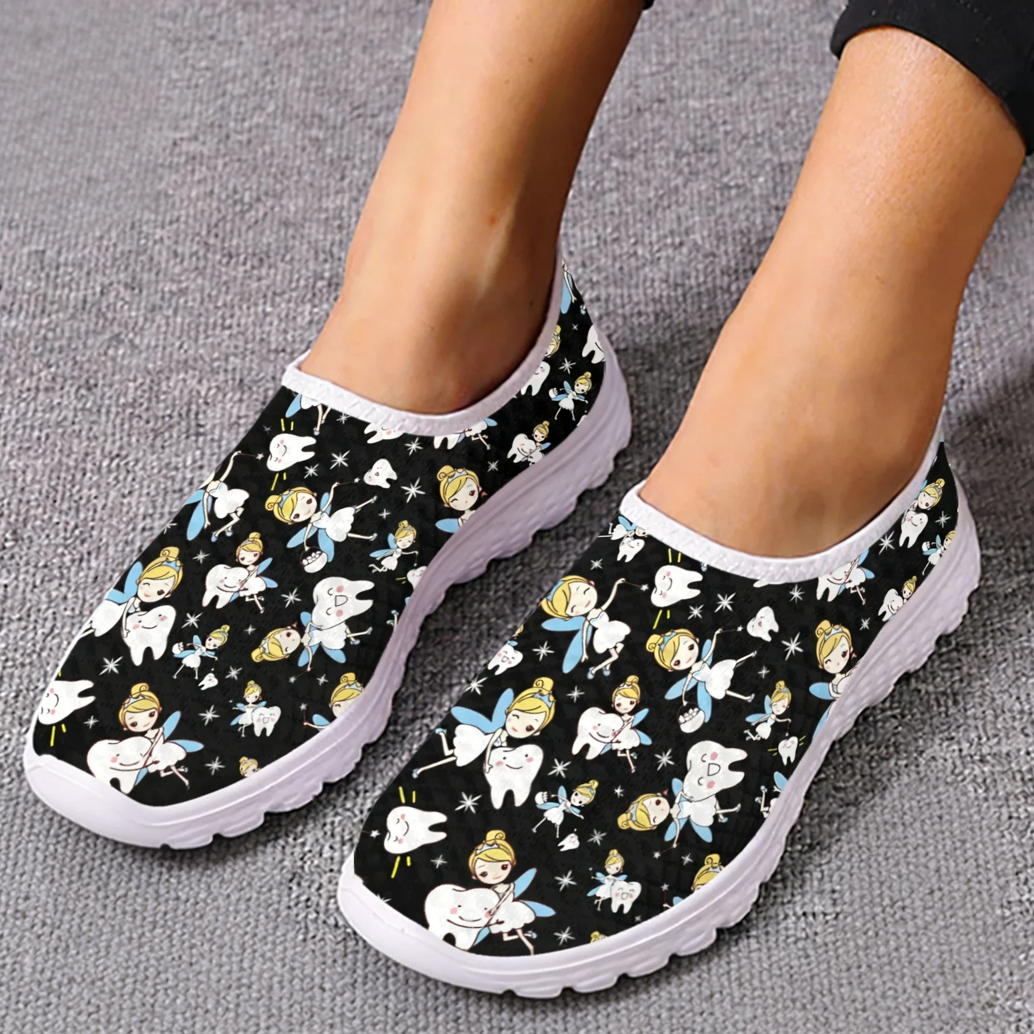 Urocze kreskówkowe sneakersy z – Women'S Fashion Tennis Shoes recenzja i cena